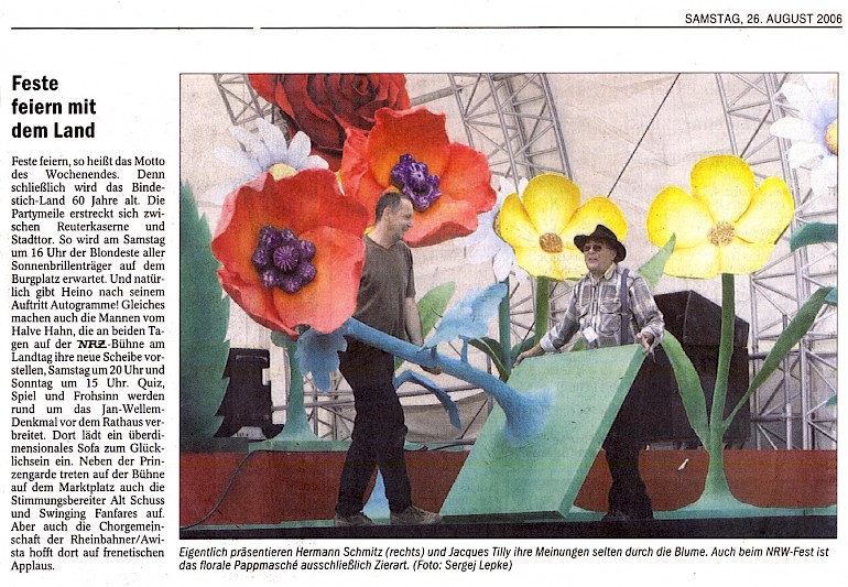 Neue Rhein Zeitung, 26.8.2006 Artikel im Wortlaut [/projekte/blumen/kunstblumen-event-2006/riesige-kunstblumen-zum-60-geburtstag-des-landes-nordrhein-westfalen/p-2006-08-26-nrz-nrw-blumen-txt/]