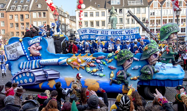 Karnevalswagen der Rheinischen Garde Düsseldorf, 2015