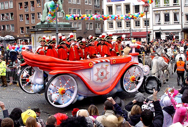 Kutsche der Prinzengarde Rot Weiss Düsseldorf