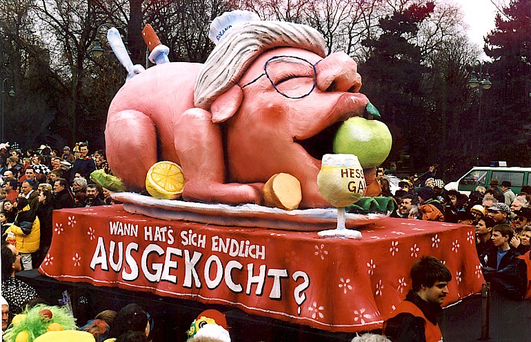 Roland Koch Im März 2000 weigert sich der hessische Ministerpräsident Roland Koch, trotz seiner Lügen zurückzutreten.