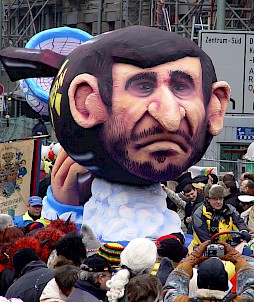 Ahmadinedschad frontal