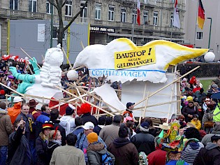 Baustopp des Comiteewagens