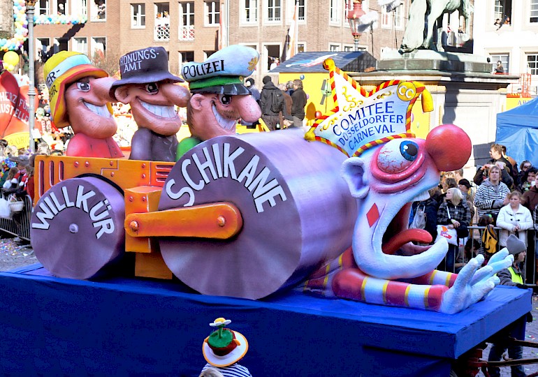 Straßenwalze Karikatur