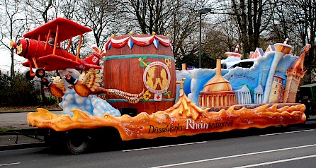 Düsseldorfer Prinzenwagen im Karneval 2013