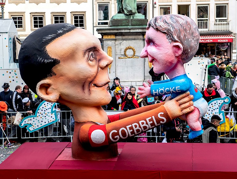 Goebbels und sein Baby Höcke, 2019