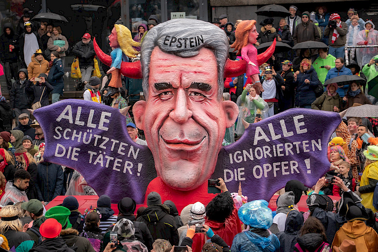 Epstein – ALLE schützten die Täter – ALLE ignorierten die Opfer. Foto: © Ricarda Hinz